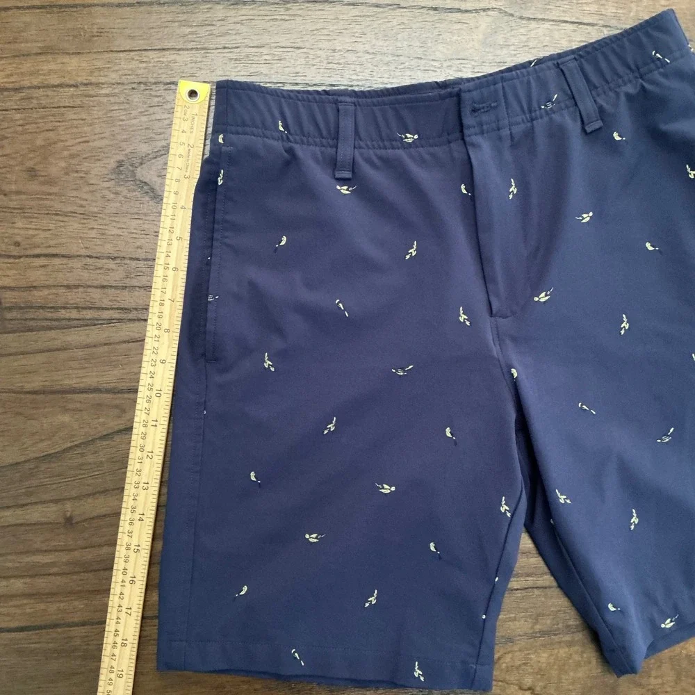 Under Armour Mens Navy Blue Bird Print Golf Shorts Size 32 Performance Stretch